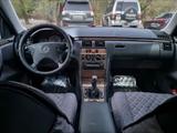 Mercedes-Benz E 240 2000 года за 4 150 000 тг. в Талдыкорган – фото 5