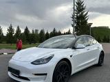 Tesla Model 3 2021 года за 18 500 000 тг. в Астана – фото 2
