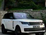 Land Rover Range Rover 2023 года за 99 500 000 тг. в Алматы – фото 4