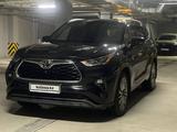 Toyota Highlander 2021 года за 38 200 000 тг. в Алматы – фото 3