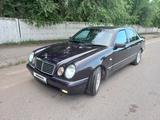 Mercedes-Benz E 320 1996 года за 2 700 000 тг. в Алматы – фото 3