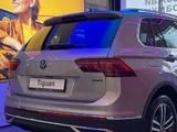 Volkswagen Tiguan Exclusive 1.4 2021 года за 18 720 000 тг. в Уральск – фото 5