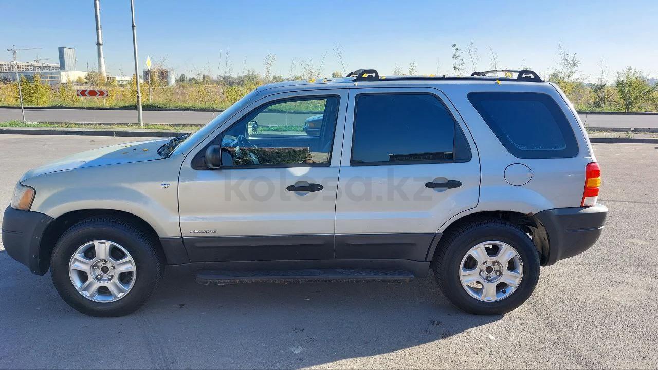 Ford Escape 2002 г.