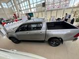 Toyota Hilux Elegance 2023 года за 25 430 000 тг. в Атырау – фото 4