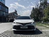 Toyota Camry 2019 года за 16 100 000 тг. в Алматы