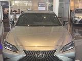 Lexus ES 250 2022 года за 40 000 000 тг. в Шымкент