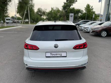 Volkswagen Touareg Business Elegance 2021 года за 32 110 000 тг. в Шымкент – фото 21