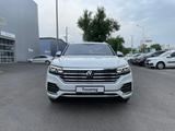 Volkswagen Touareg Business Elegance 2021 года за 32 110 000 тг. в Шымкент