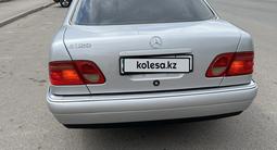 Mercedes-Benz E 320 1996 года за 3 200 000 тг. в Алматы – фото 3