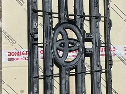 Решетка радиатора LC 200 за 7 007 тг. в Шымкент – фото 4