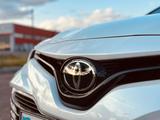 Toyota Camry 2021 года за 18 500 000 тг. в Караганда – фото 3