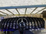 Решетка радиатор Mercedes AMG Мерседес амг оригинал за 99 000 тг. в Алматы – фото 2
