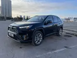 Toyota RAV 4 2022 года за 23 900 000 тг. в Астана
