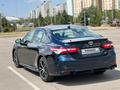 Toyota Camry 2020 года за 14 900 000 тг. в Алматы – фото 16