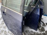 Chevrolet Cruze передний дверь за 100 000 тг. в Алматы