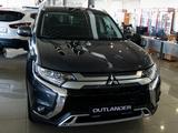 Mitsubishi Outlander Intense+ 4WD 2022 года за 20 900 000 тг. в Караганда