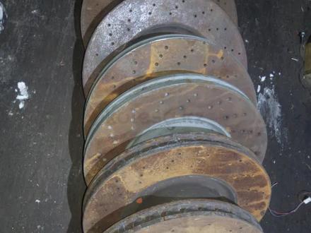 Диски тормозные на мерседес S550 W221 за 3 000 тг. в Алматы – фото 8