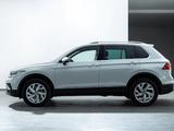 Volkswagen Tiguan Respect (4WD) 2022 года за 20 136 000 тг. в Семей – фото 4