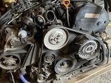 Двигатель с навесным Audi a6 c5 за 400 000 тг. в Караганда