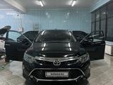 Toyota Camry 2018 года за 14 900 000 тг. в Алматы – фото 5