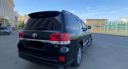 Toyota Land Cruiser 2019 года за 47 500 000 тг. в Уральск – фото 2