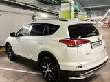 Toyota RAV 4 2018 года за 14 500 000 тг. в Шымкент – фото 5