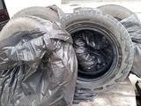 Комплект зимних шин за 70 000 тг. в Актобе – фото 2