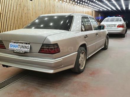 Тюнинг бампер стиль Brabus на Mercedes Benz w124 за 42 000 тг. в Алматы – фото 22