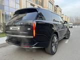 Land Rover Range Rover 2023 года за 127 000 000 тг. в Алматы – фото 4