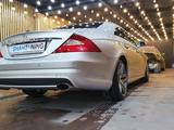 Передний бампер AMG для Mercedes Benz w219 CLS за 65 000 тг. в Алматы – фото 5