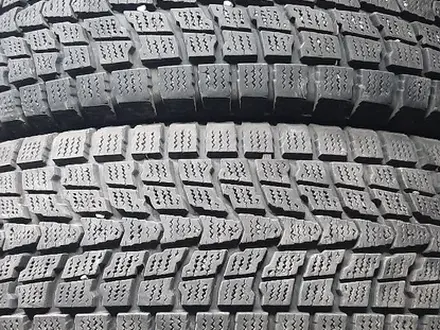 Шины 2256517 комплект Dunlop за 120 000 тг. в Алматы – фото 2