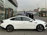 Hyundai Sonata 2023 года за 19 590 000 тг. в Алматы – фото 5