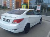 Hyundai Solaris 2013 года за 2 050 000 тг. в Уральск – фото 4