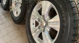 Новый комплект дисков с новой зимней резиной Bridgestone Blizzak за 560 000 тг. в Алматы – фото 3