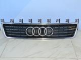 Решетка радиатора Audi A6 C5 за 11 000 тг. в Тараз