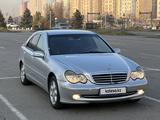 Mercedes-Benz C 240 2000 года за 3 650 000 тг. в Алматы – фото 3