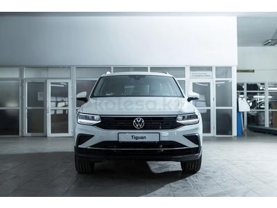 Volkswagen Tiguan Respect (2WD) 2022 года за 18 694 000 тг. в Кызылорда