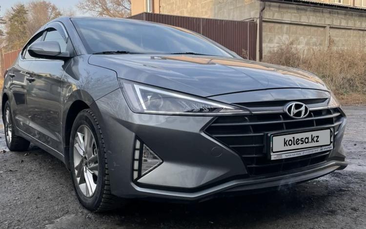 Hyundai Elantra 2019 года за 9 900 000 тг. в Алматы