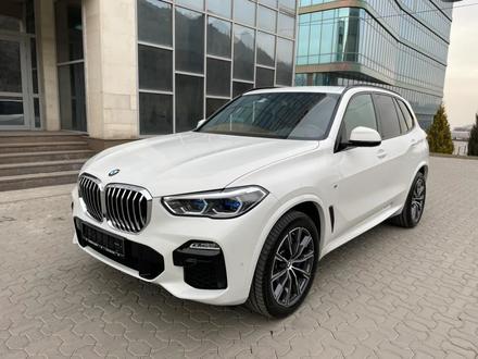 BMW X5 2020 года за 45 000 000 тг. в Уральск – фото 2