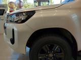 Toyota Hilux Elegance 2022 года за 33 000 000 тг. в Костанай – фото 2