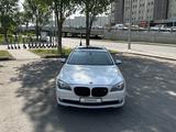 BMW 750 2009 года за 12 000 000 тг. в Астана – фото 2