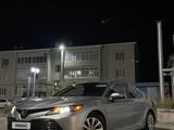 Toyota Camry 2019 года за 15 000 000 тг. в Кульсары – фото 2