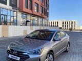 Hyundai Elantra 2020 года за 8 350 000 тг. в Актау – фото 2