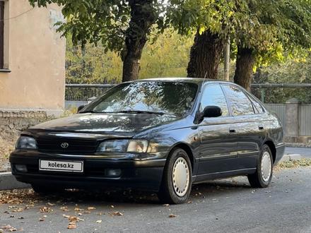 Toyota Carina E 1995 года за 2 100 000 тг. в Туркестан