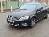 Volkswagen Passat 2012 года за 7 500 000 тг. в Алматы – фото 2