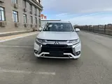Mitsubishi Outlander 2022 года за 16 000 000 тг. в Атырау – фото 3
