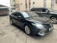Toyota Camry 2021 года за 18 900 000 тг. в Алматы
