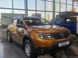 Renault Duster Life 1.6 MT (4WD) 2022 года за 11 950 000 тг. в Усть-Каменогорск