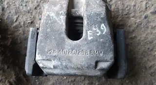 Суппорт задний БМВ Е39 за 10 000 тг. в Алматы