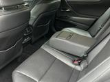 Lexus ES 350 2021 года за 27 900 000 тг. в Уральск – фото 5